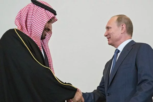 El príncipe heredero - suplente- de Arabia Saudí, Mohammed bin Salman y Putin